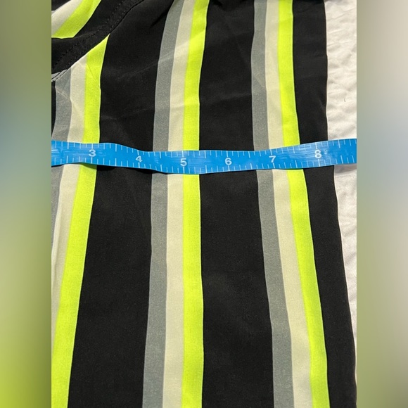 🎁 NWT! Geometrix New York Striped Button Down Shirt. - Picture 13 of 15